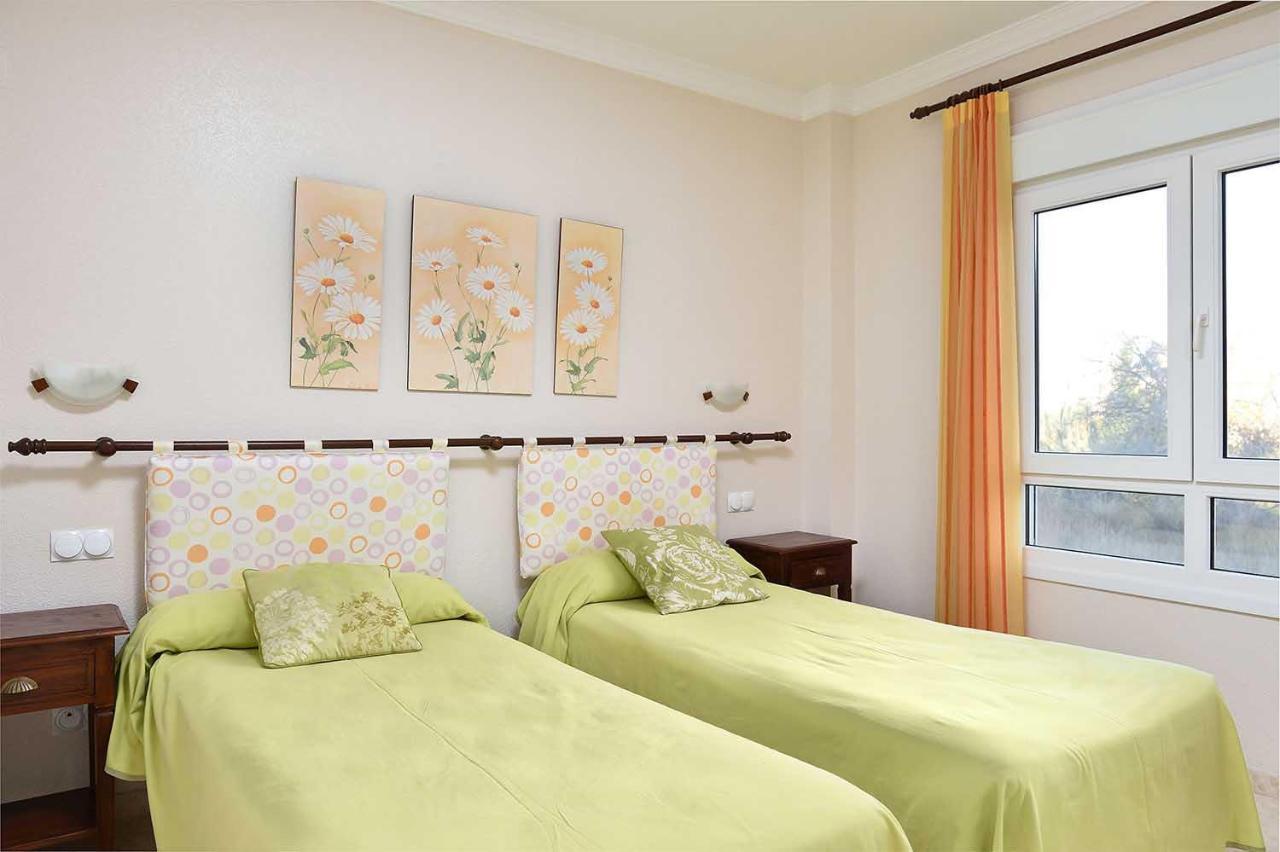 Apartamentos Y Villas Oliva Nova Golf Resort Eksteriør billede